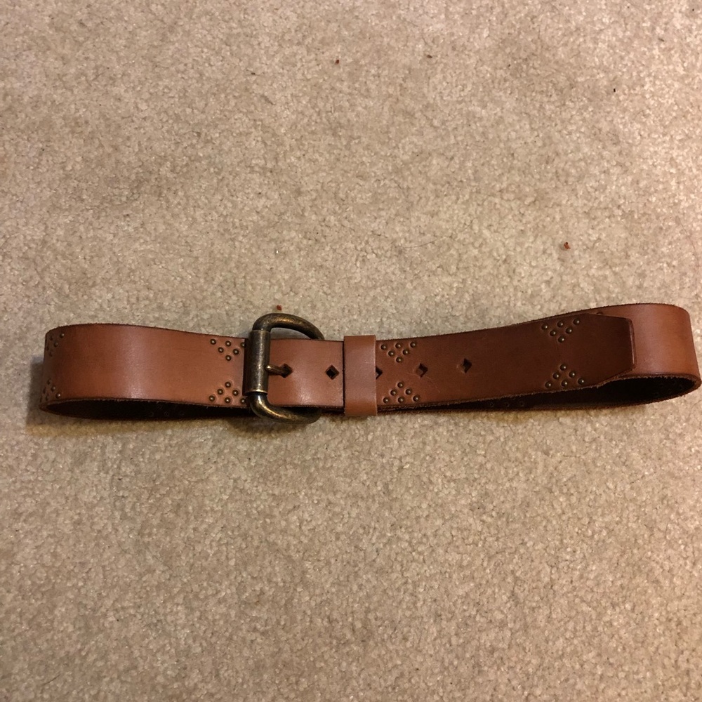SOLD Tan Leather Fossil Belt
